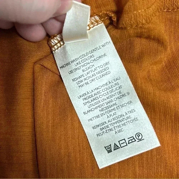 Anthropologie Tank - Picture 7 of 8